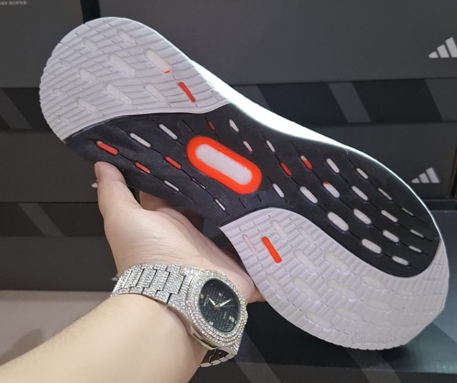 Adidas Ultraboost 5 (2024) (AUTHENTIC  ORIGINAL)